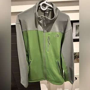 Men’s XXL North Face jacket - very lightly used!